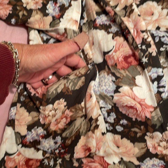 Aritzia Talula Floral Unstructured Blazer - Picture 3 of 6